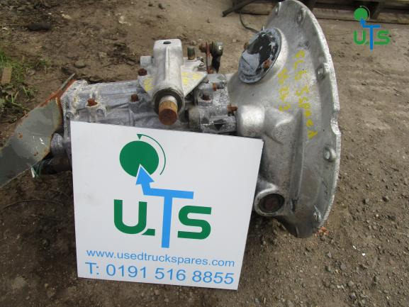 VOLVO FL6 ZF S5-24-3 5 SPEED GEARBOX - Caja de cambios para Camión: foto 1 VOLVO FL6 ZF S5-24-3 5 SPEED GEARBOX - Caja de cambios para Camión: foto 1
