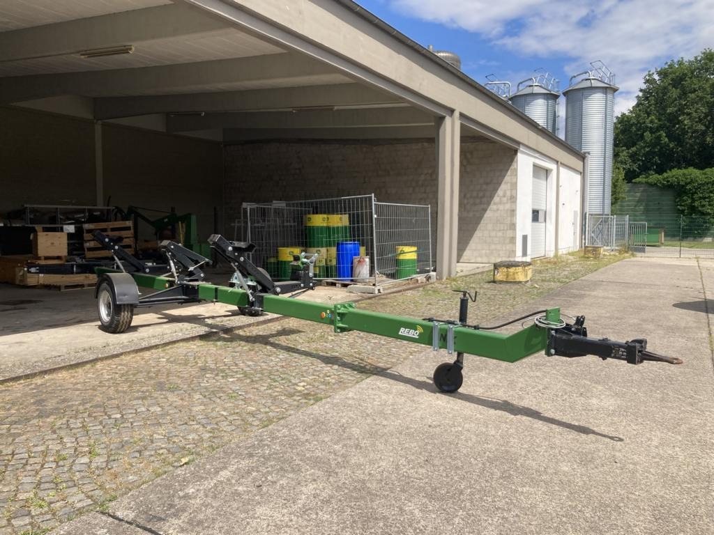 H   B SCHNEIDWERKSWAGEN - Cosechadora de granos: foto 3 H   B SCHNEIDWERKSWAGEN - Cosechadora de granos: foto 3