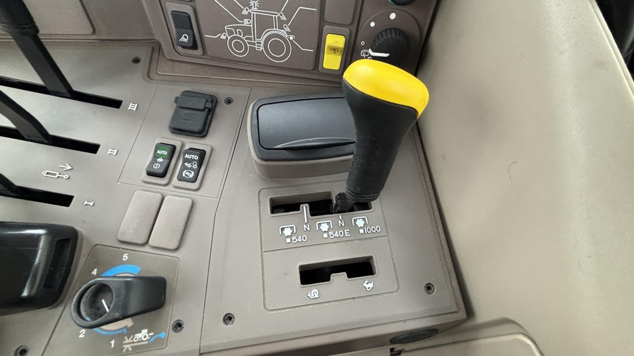 John Deere 6120M 4298L - Tractor municipal: foto 4 John Deere 6120M 4298L - Tractor municipal: foto 4