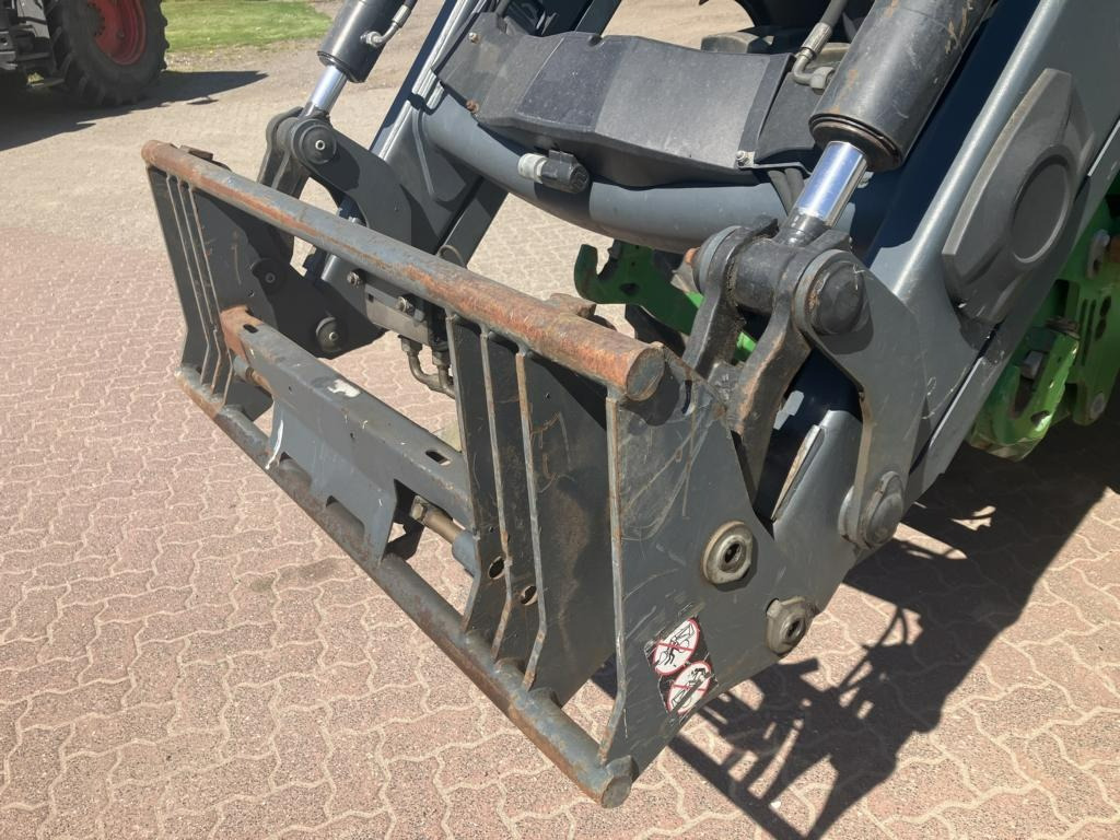 John Deere 6125R - Tractor: foto 5 John Deere 6125R - Tractor: foto 5
