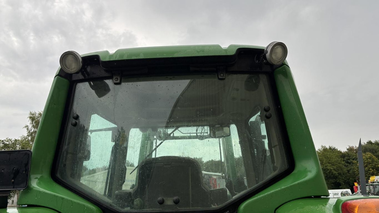 John Deere 6230 PREMIUM - Tractor: foto 2 John Deere 6230 PREMIUM - Tractor: foto 2