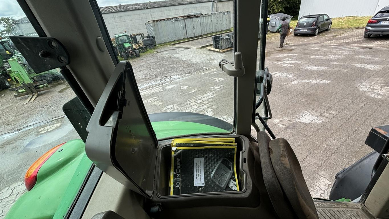 John Deere 6430 - Tractor: foto 3 John Deere 6430 - Tractor: foto 3