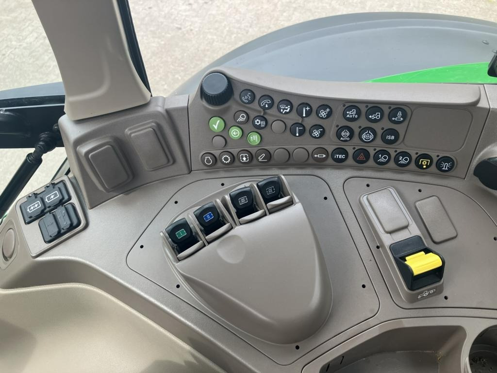Tractor nuevo John Deere 6M250: foto 10