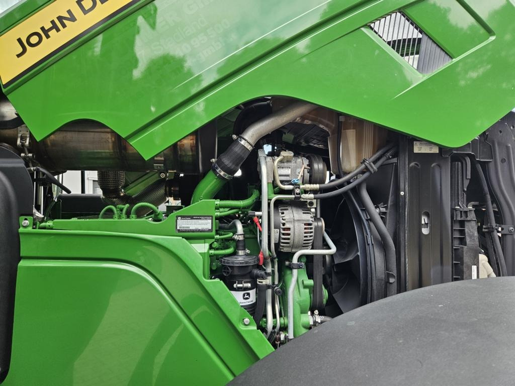 John Deere 6R195 TRAKTOR - Tractor: foto 2 John Deere 6R195 TRAKTOR - Tractor: foto 2