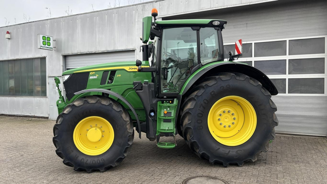 Tractor nuevo John Deere 6R215: foto 28 Tractor nuevo John Deere 6R215: foto 28