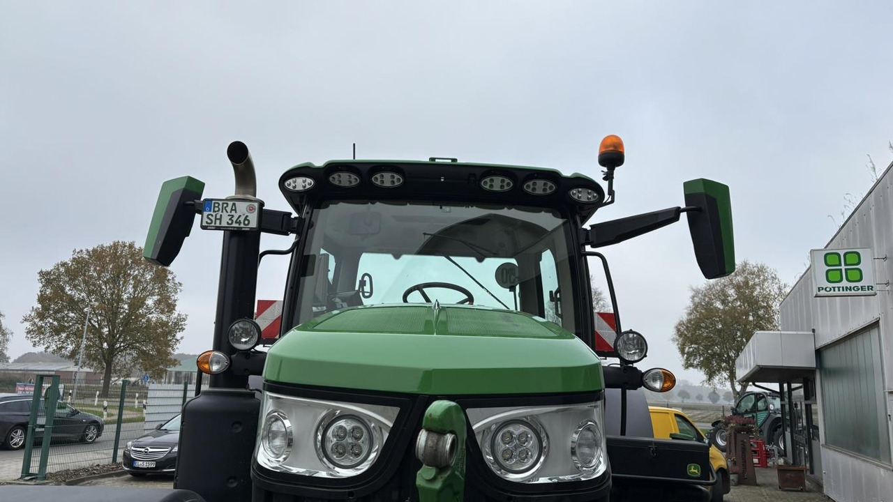 Tractor nuevo John Deere 6R215: foto 25 Tractor nuevo John Deere 6R215: foto 25