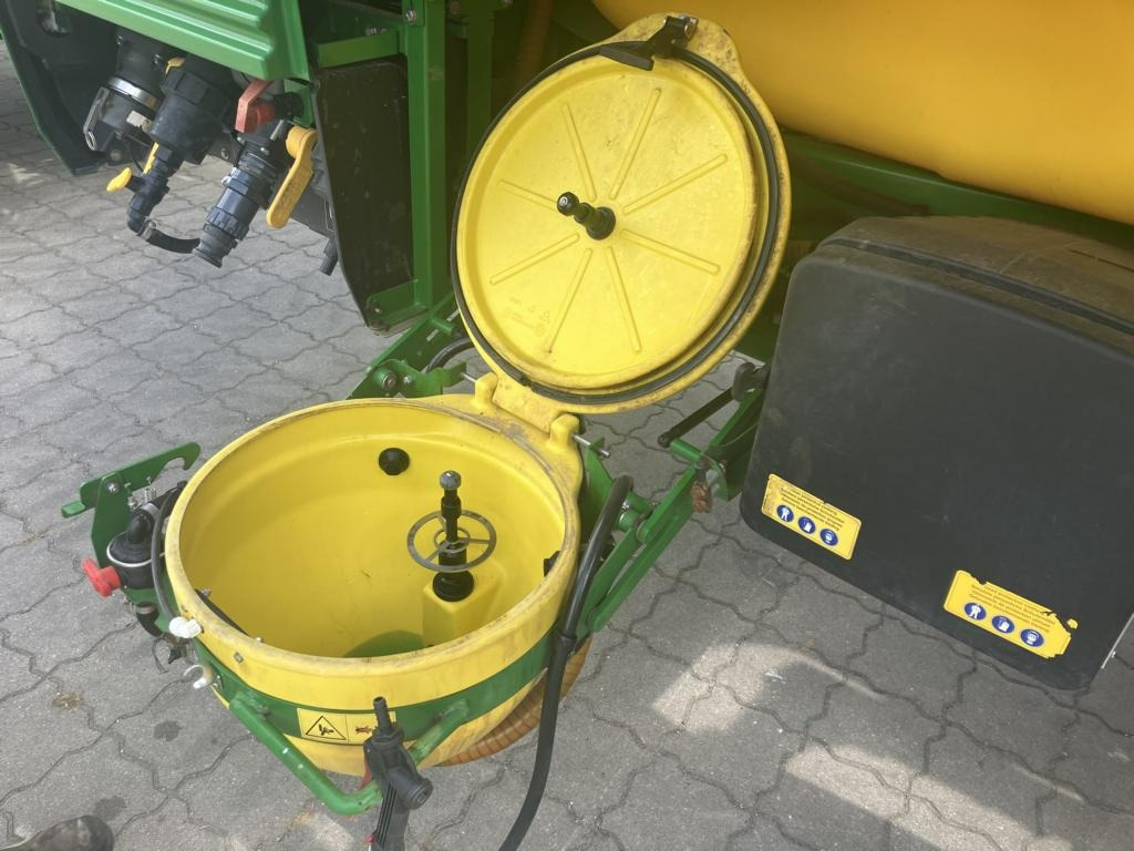 John Deere BASISMASCHINE R944I POWRSPRAY - Pulverizador arrastrado: foto 3 John Deere BASISMASCHINE R944I POWRSPRAY - Pulverizador arrastrado: foto 3