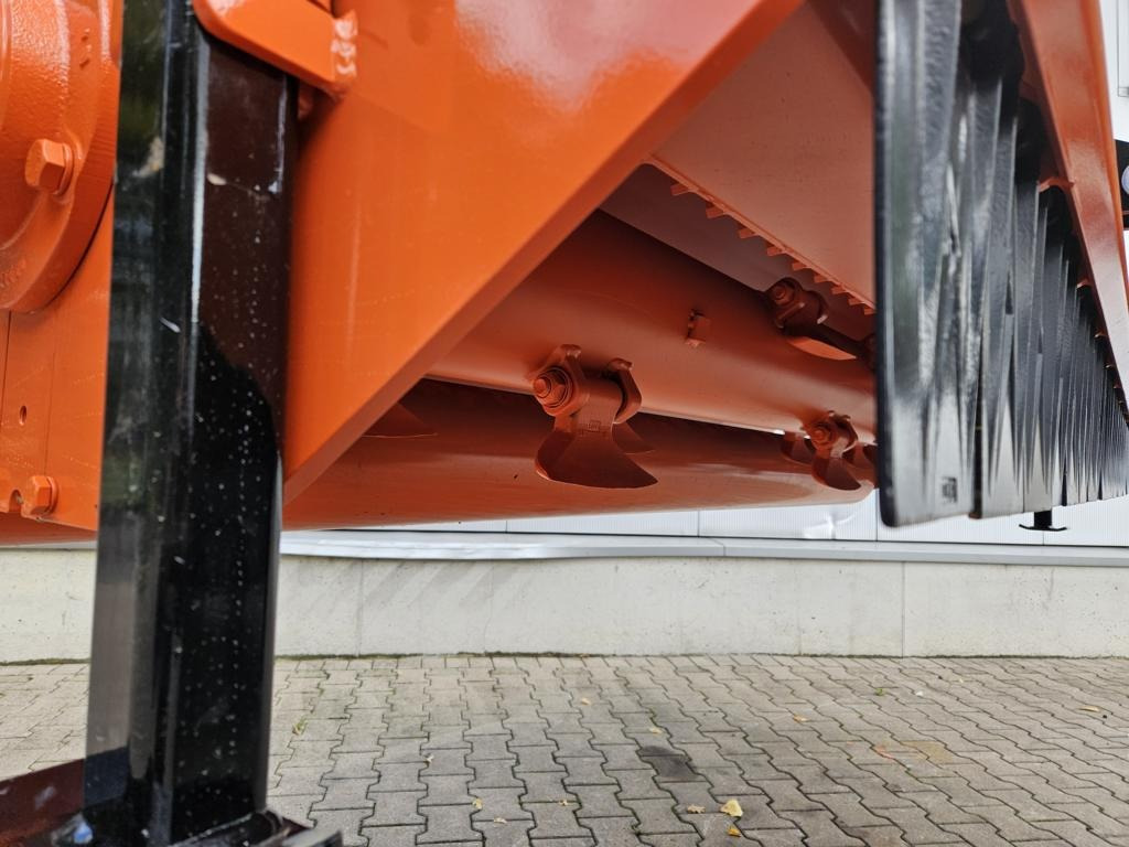 Perfect KM 270 - Desbrozadora de martillos: foto 2 Perfect KM 270 - Desbrozadora de martillos: foto 2