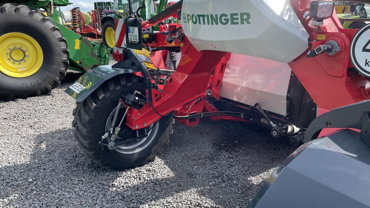 Pöttinger MERGENTO VT 9220 - Henificadora: foto 3 Pöttinger MERGENTO VT 9220 - Henificadora: foto 3