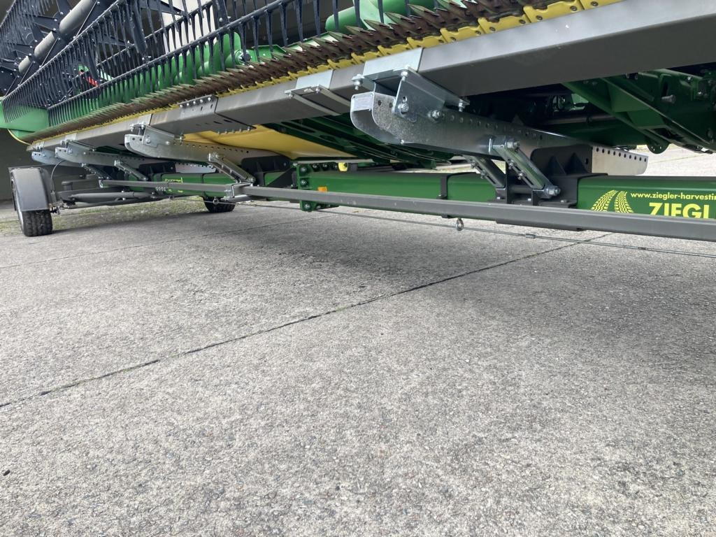 Ziegler 4WT JD RD35F - Cosechadora de granos: foto 1 Ziegler 4WT JD RD35F - Cosechadora de granos: foto 1