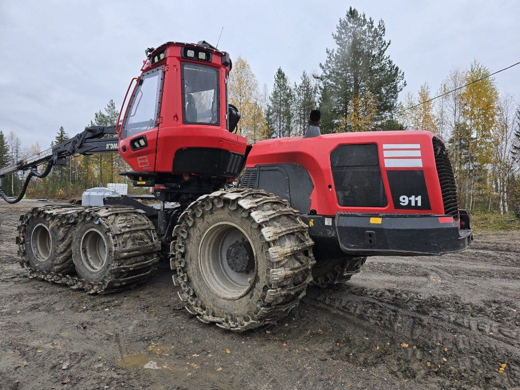 Komatsu 911.7 - Procesadora forestal: foto 4 Komatsu 911.7 - Procesadora forestal: foto 4