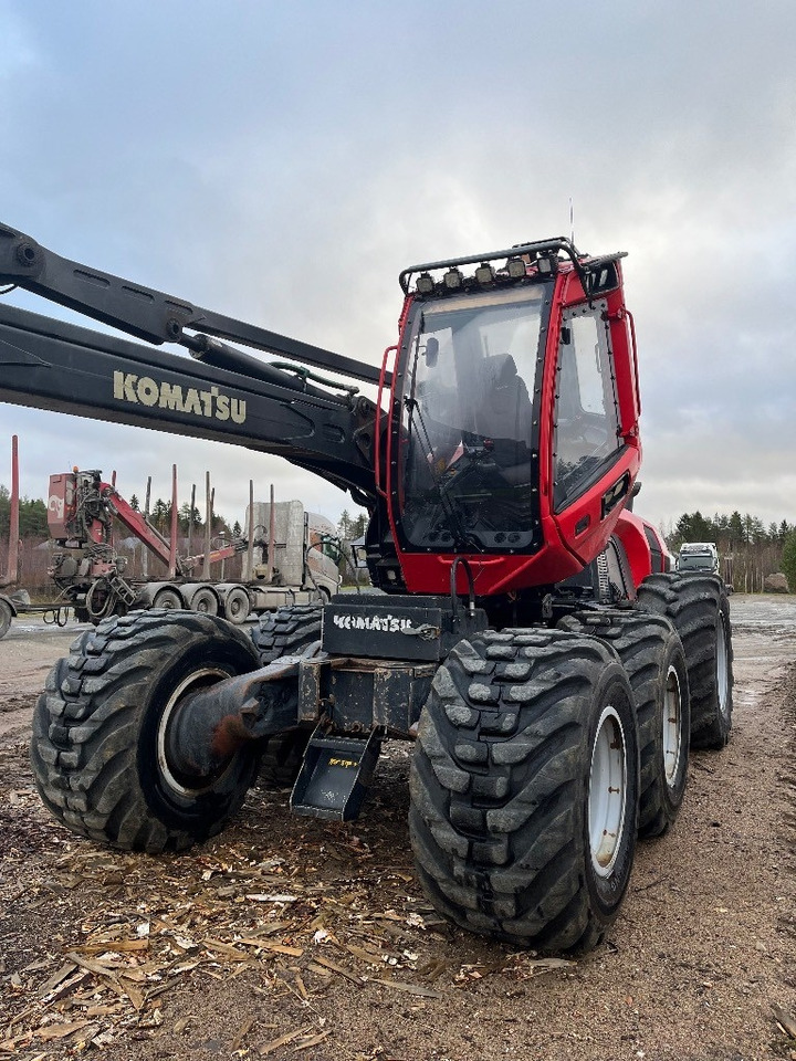 Komatsu 911 - Procesadora forestal: foto 1 Komatsu 911 - Procesadora forestal: foto 1