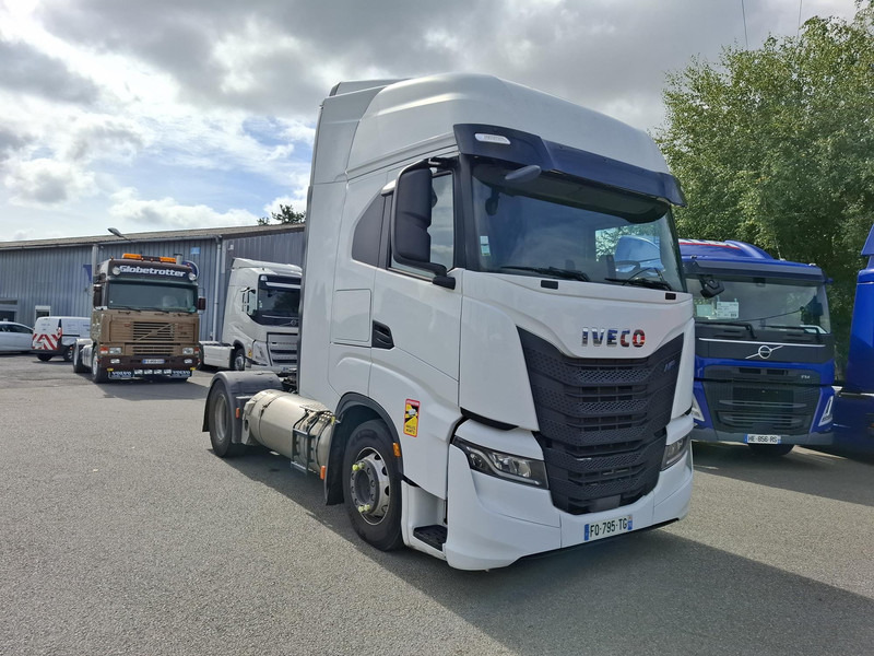 Iveco S-WAY - Cabeza tractora: foto 2 Iveco S-WAY - Cabeza tractora: foto 2