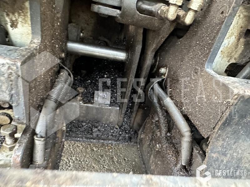 Pavimentadora de asfalto Bomag BF223C: foto 11
