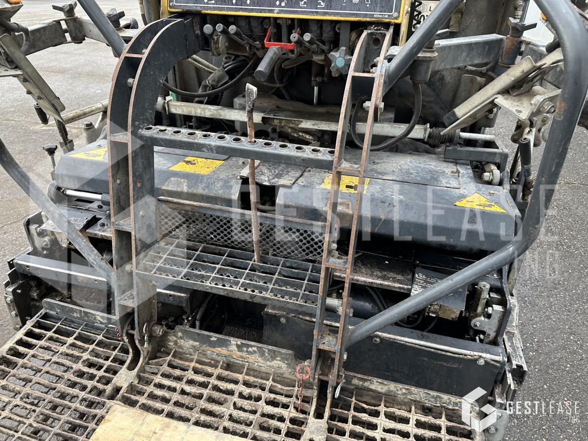 Pavimentadora de asfalto Bomag BF223C: foto 7
