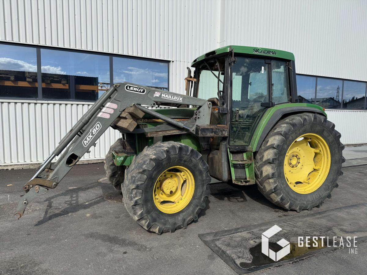 John Deere 6400 4RM - Tractor: foto 1 John Deere 6400 4RM - Tractor: foto 1