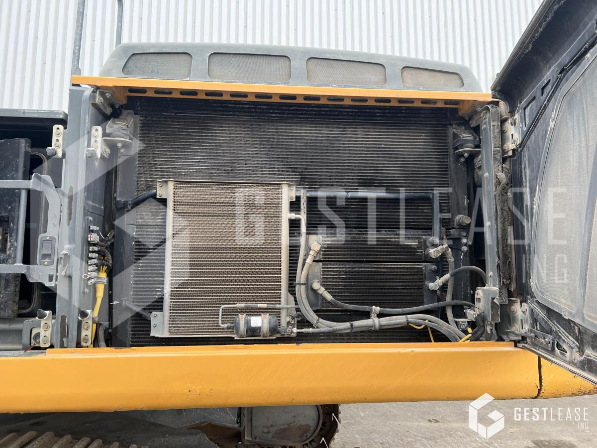Excavadora de cadenas Liebherr R946LC: foto 12