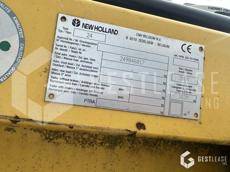 New Holland 24 - Cabezal de grano: foto 3 New Holland 24 - Cabezal de grano: foto 3