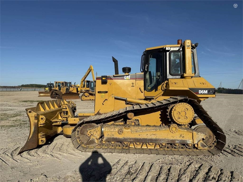 CAT D6M LGP - Bulldozer: foto 5 CAT D6M LGP - Bulldozer: foto 5