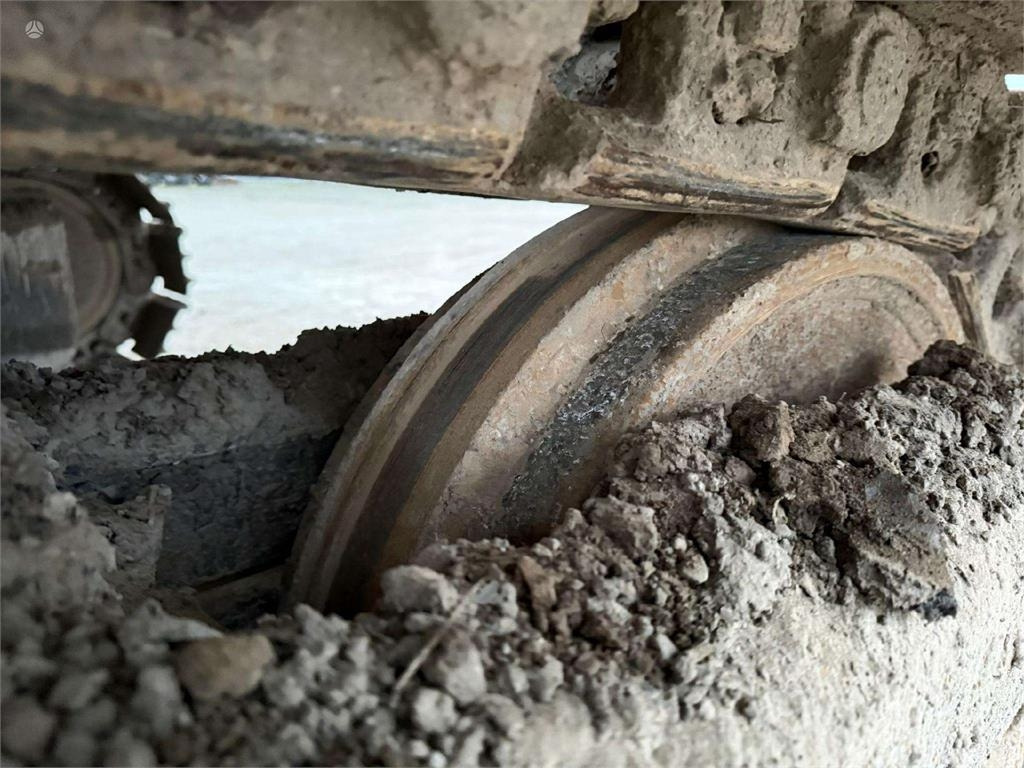 Excavadora de cadenas JCB JC 220 LCT4: foto 19