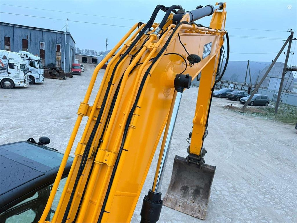Excavadora de cadenas JCB JC 220 LCT4: foto 14
