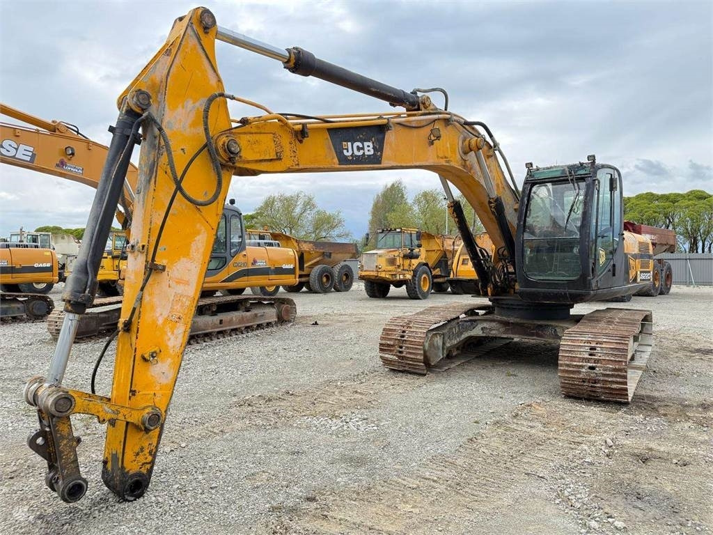 Excavadora de cadenas JCB JS 220 LC: foto 7