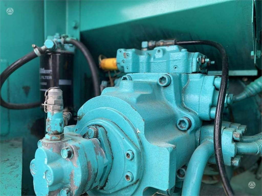 Excavadora de cadenas Kobelco SK-200 LC Mark V: foto 8