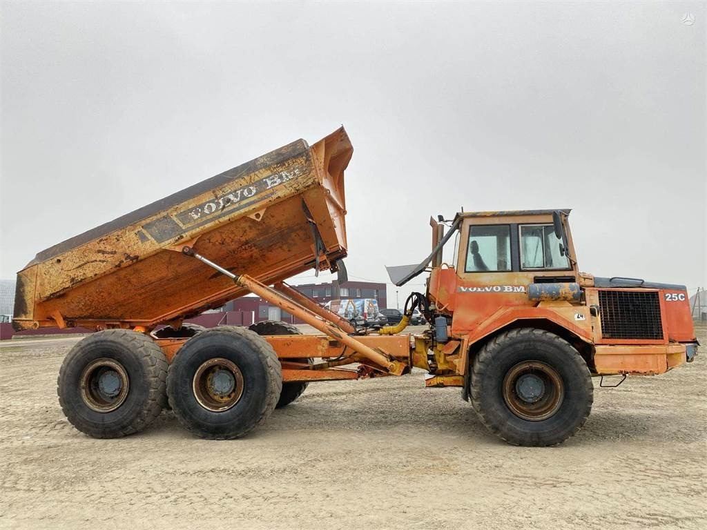 Volvo A25C , Nr.1 - Dúmper articulado: foto 2 Volvo A25C , Nr.1 - Dúmper articulado: foto 2
