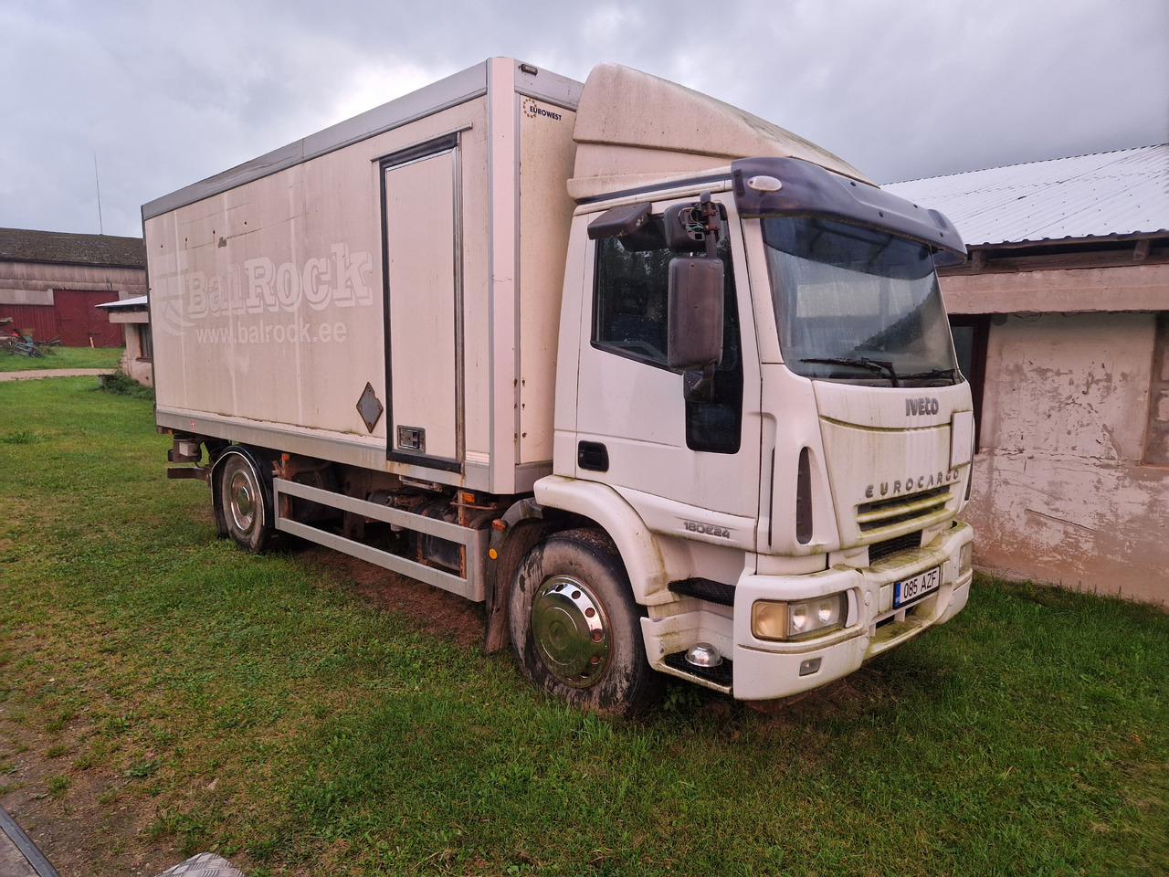 IVECO Eurogargo - Camión caja cerrada: foto 1 IVECO Eurogargo - Camión caja cerrada: foto 1