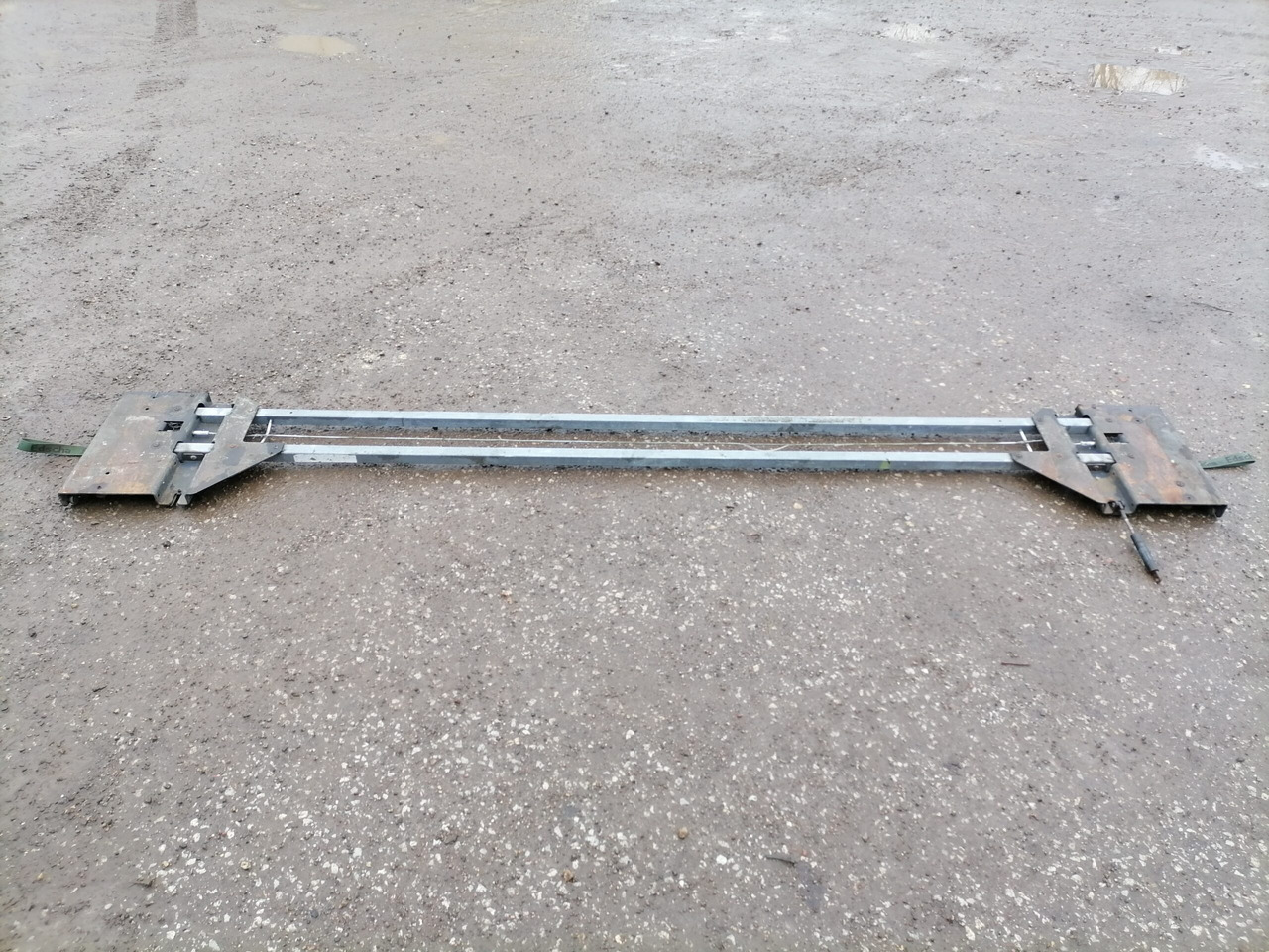 KRONE Haagise katuse mehhanism 38061880 - Pieza universal para Camión: foto 5 KRONE Haagise katuse mehhanism 38061880 - Pieza universal para Camión: foto 5