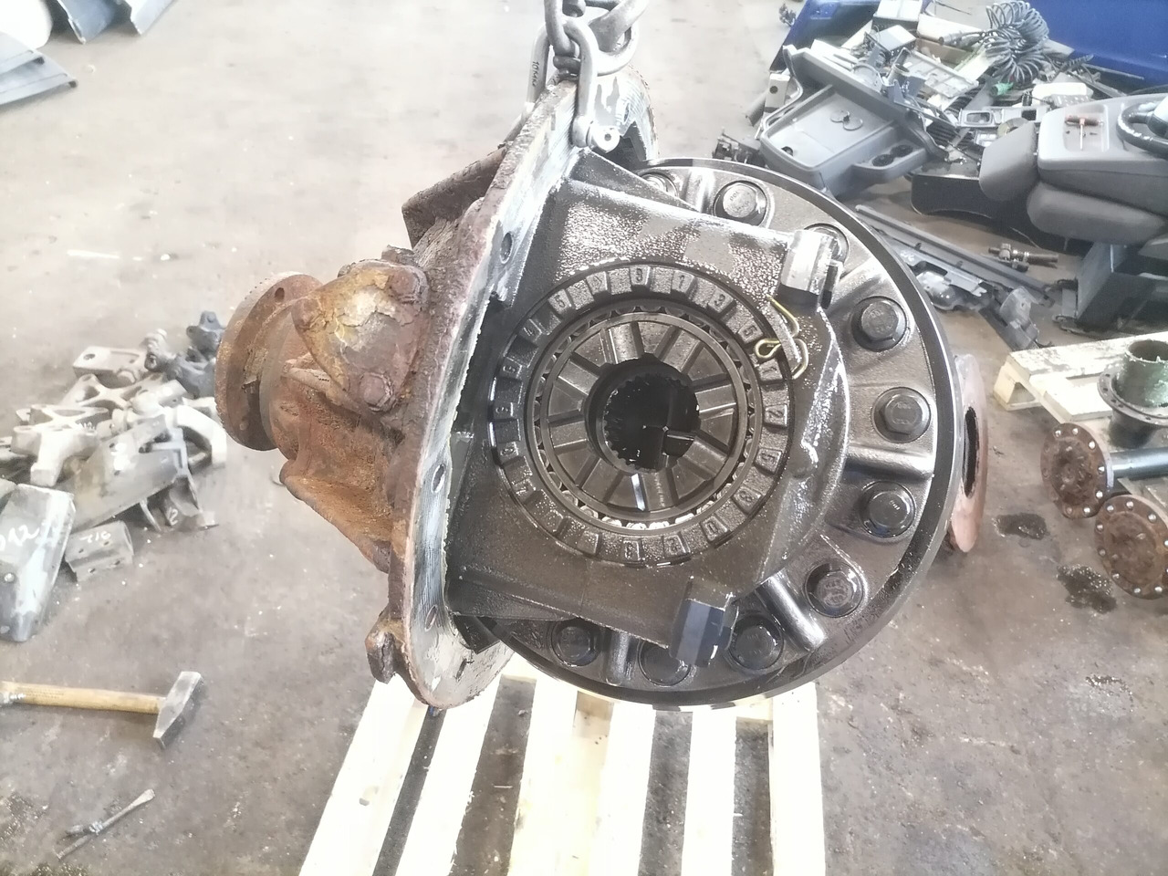 MAN Axel gear 3,7 81350106168 - Mando final para Camión: foto 1 MAN Axel gear 3,7 81350106168 - Mando final para Camión: foto 1