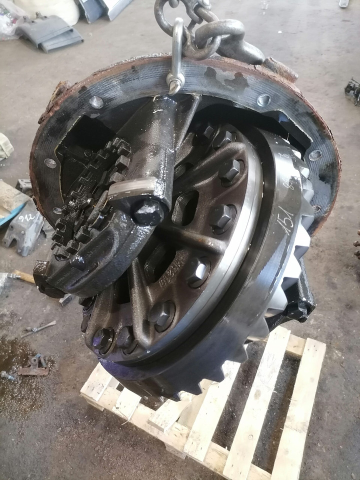 MAN Axel gear 3,7 81350106168 - Mando final para Camión: foto 2 MAN Axel gear 3,7 81350106168 - Mando final para Camión: foto 2
