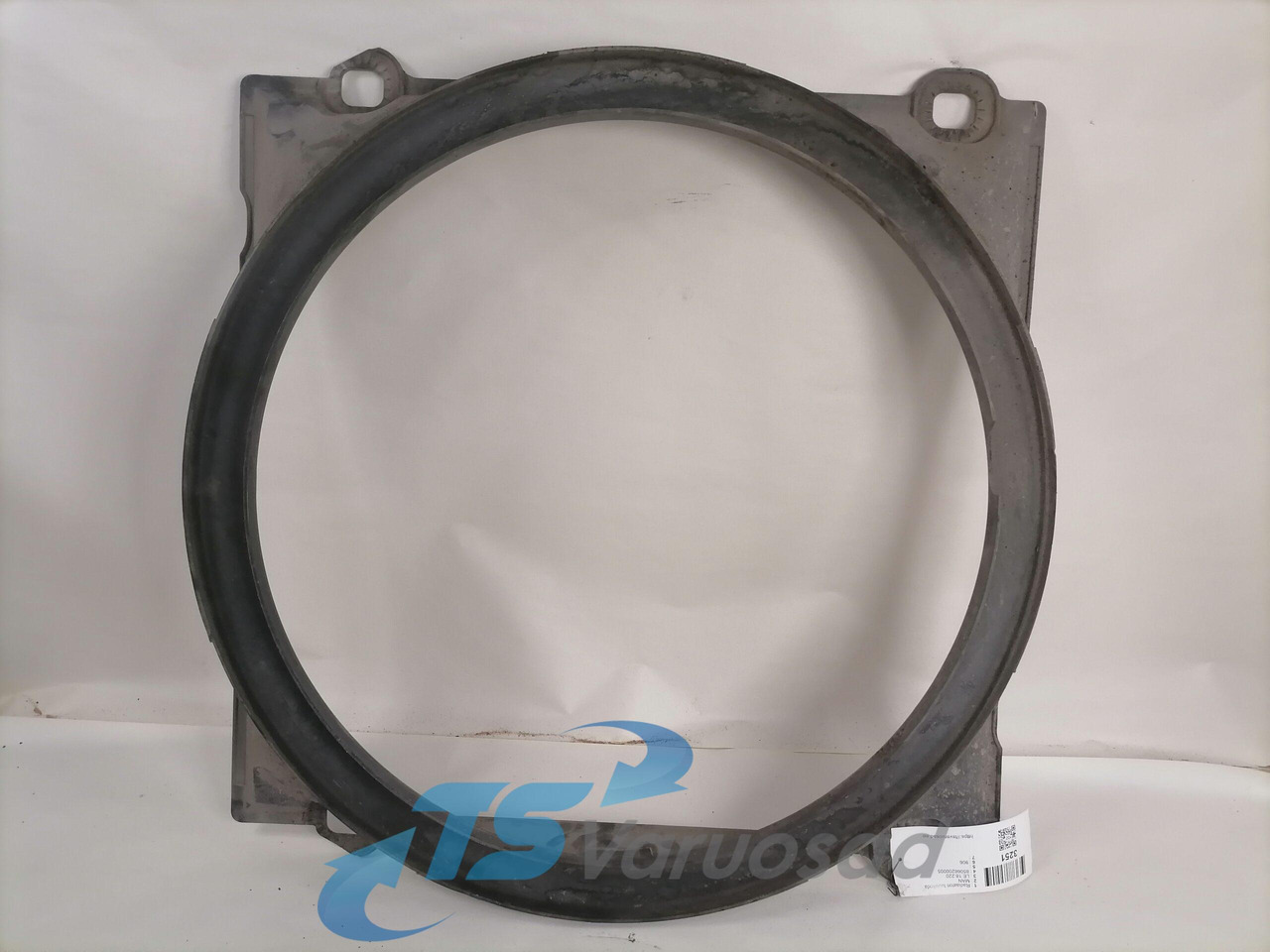 MAN Fan shroud 85066200005 - Radiador para Camión: foto 1 MAN Fan shroud 85066200005 - Radiador para Camión: foto 1