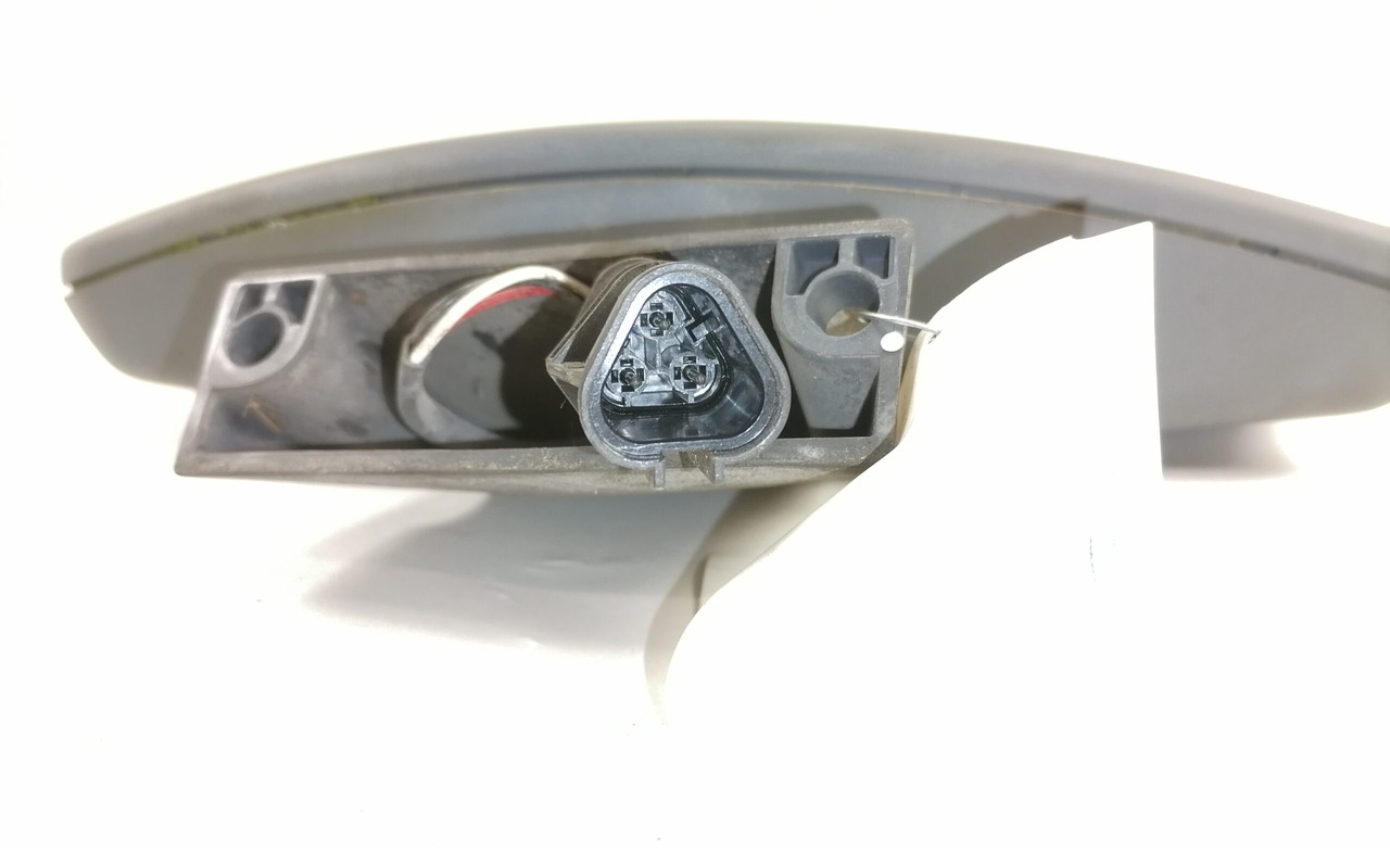 MAN Wheel mirror 81637306353 - Espejo retrovisor para Camión: foto 2 MAN Wheel mirror 81637306353 - Espejo retrovisor para Camión: foto 2