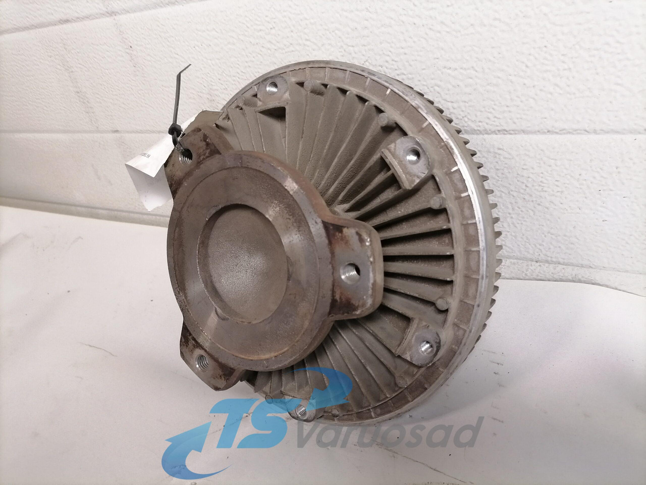 MB Cooling fan A0002008422 - Ventilador para Camión: foto 2 MB Cooling fan A0002008422 - Ventilador para Camión: foto 2