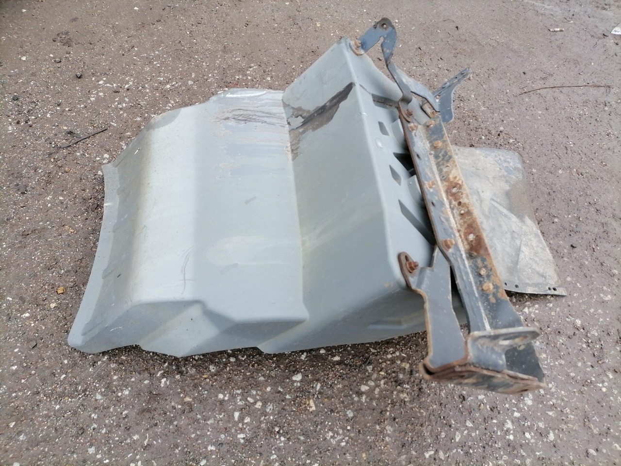 MB Poritiib A9705210101 - Pieza universal para Camión: foto 4 MB Poritiib A9705210101 - Pieza universal para Camión: foto 4