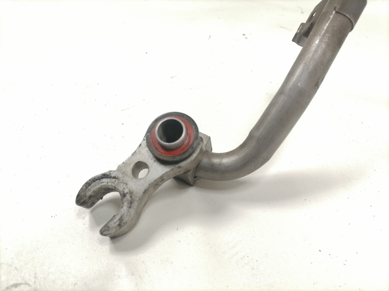Mercedes-Benz A/C pipe A9608307517 - Calefacción/ Ventilación para Camión: foto 2 Mercedes-Benz A/C pipe A9608307517 - Calefacción/ Ventilación para Camión: foto 2