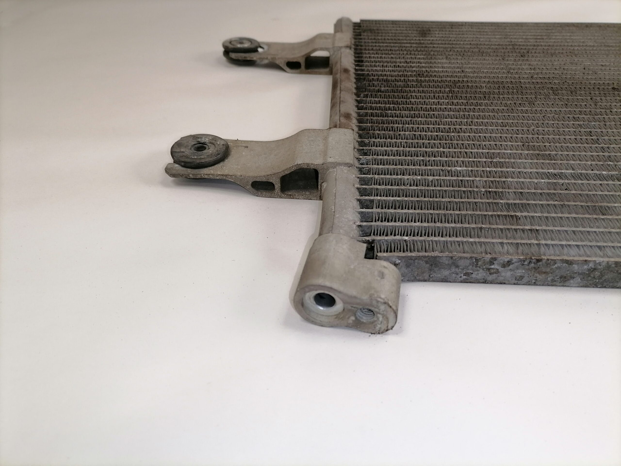 Mercedes-Benz A/C radiator A9605001454 - Calefacción/ Ventilación para Camión: foto 3 Mercedes-Benz A/C radiator A9605001454 - Calefacción/ Ventilación para Camión: foto 3