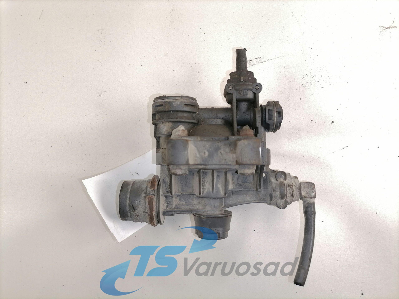 Mercedes-Benz Air pressure control valve 4733030000 - Válvula de freno para Camión: foto 3 Mercedes-Benz Air pressure control valve 4733030000 - Válvula de freno para Camión: foto 3