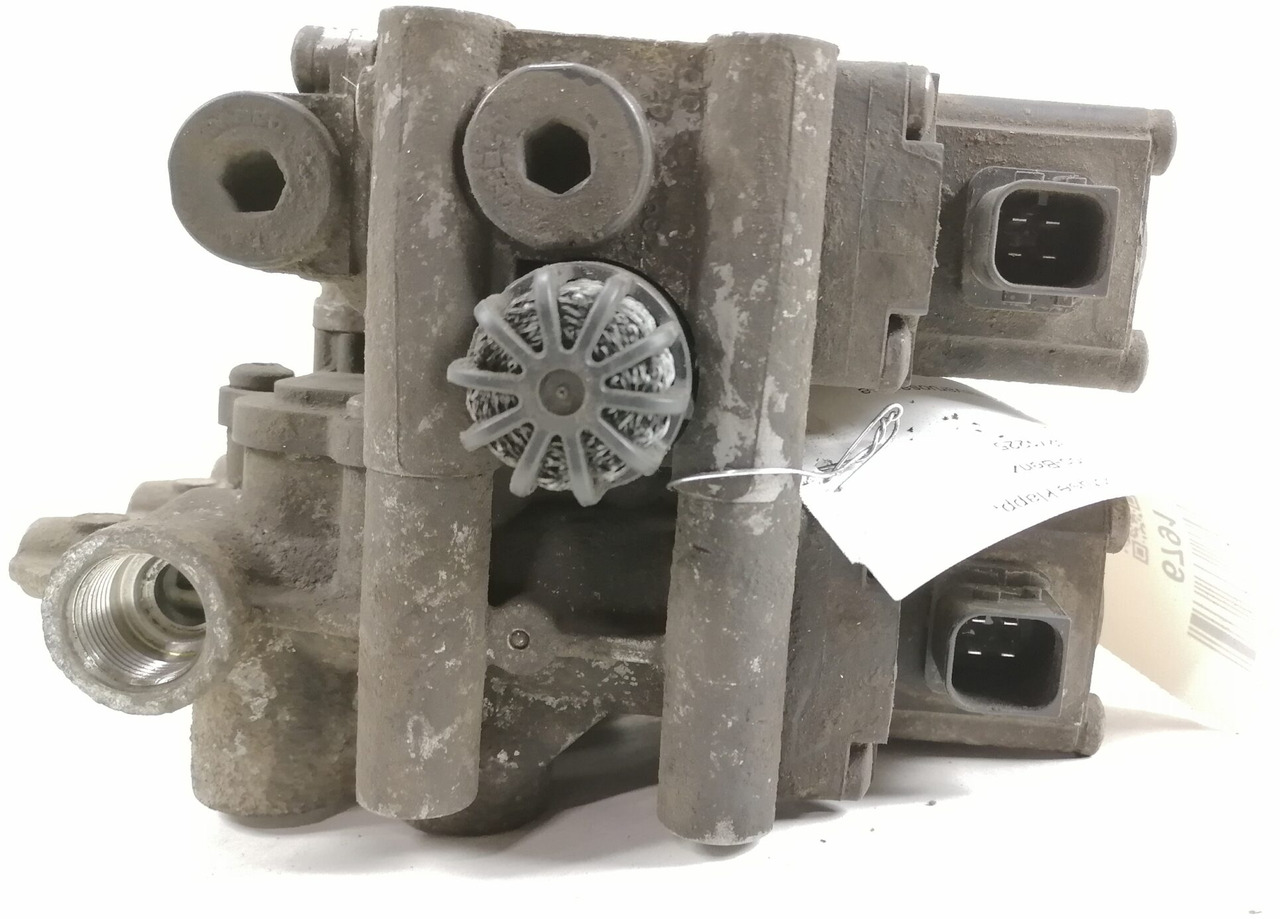 Mercedes-Benz Air suspension control valve, ECAS A0013271225 - Válvula de freno para Camión: foto 4 Mercedes-Benz Air suspension control valve, ECAS A0013271225 - Válvula de freno para Camión: foto 4