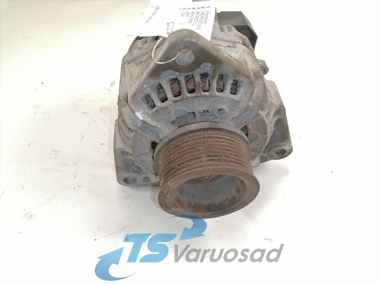 Mercedes-Benz Alternator A0121546802 - Alternador para Camión: foto 3 Mercedes-Benz Alternator A0121546802 - Alternador para Camión: foto 3