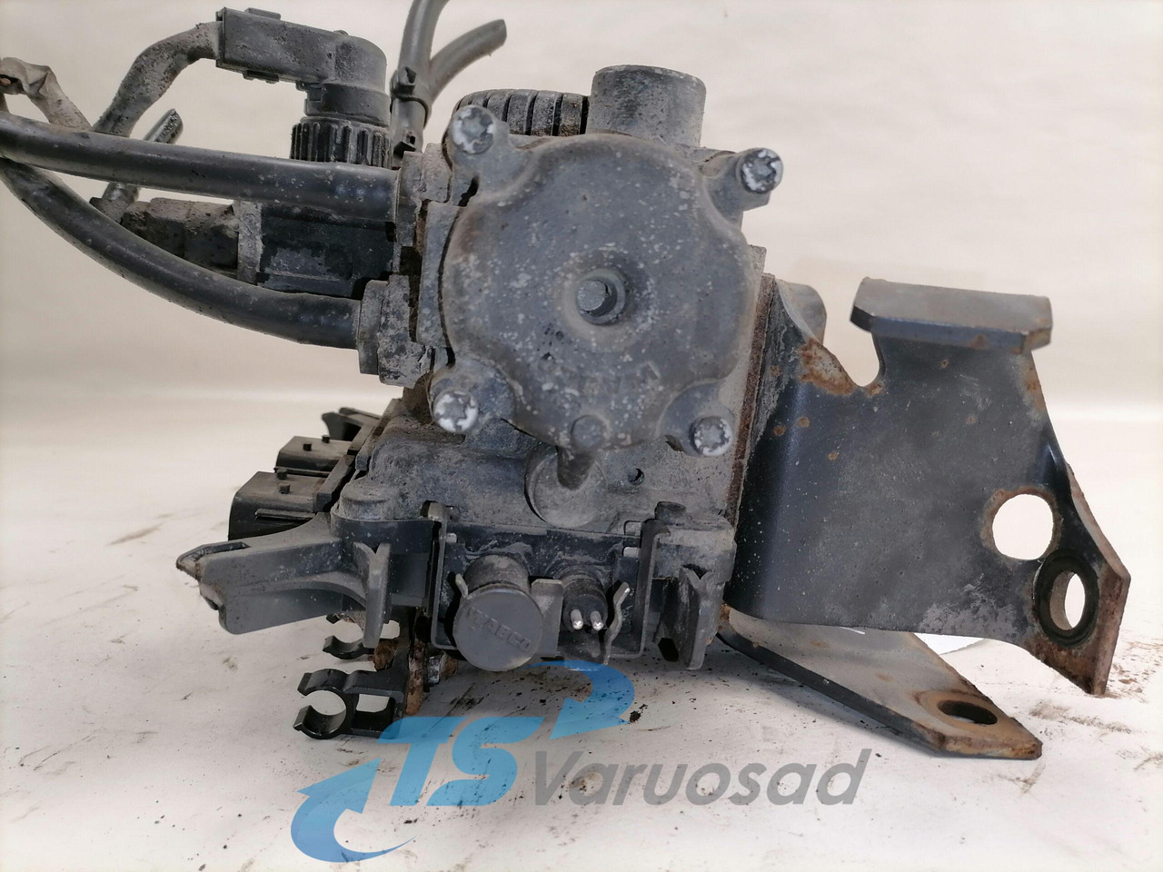 Mercedes-Benz Rear axel brake pressure control valve 4801050060 - Válvula de freno para Camión: foto 4 Mercedes-Benz Rear axel brake pressure control valve 4801050060 - Válvula de freno para Camión: foto 4