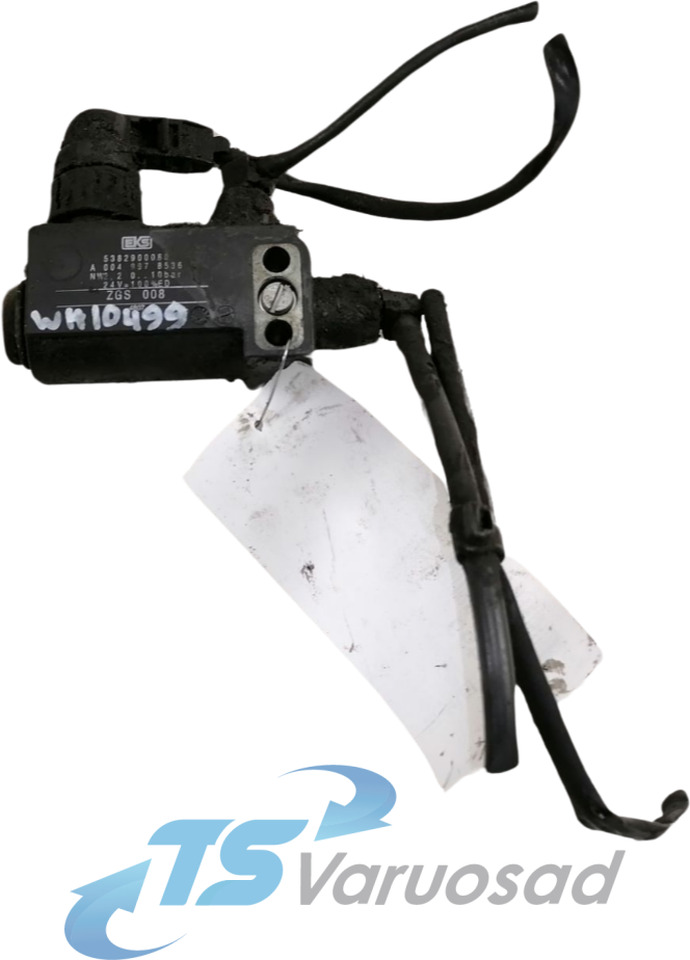 Mercedes-Benz Solenoid valve A0049978536 - Válvula de freno para Camión: foto 1 Mercedes-Benz Solenoid valve A0049978536 - Válvula de freno para Camión: foto 1