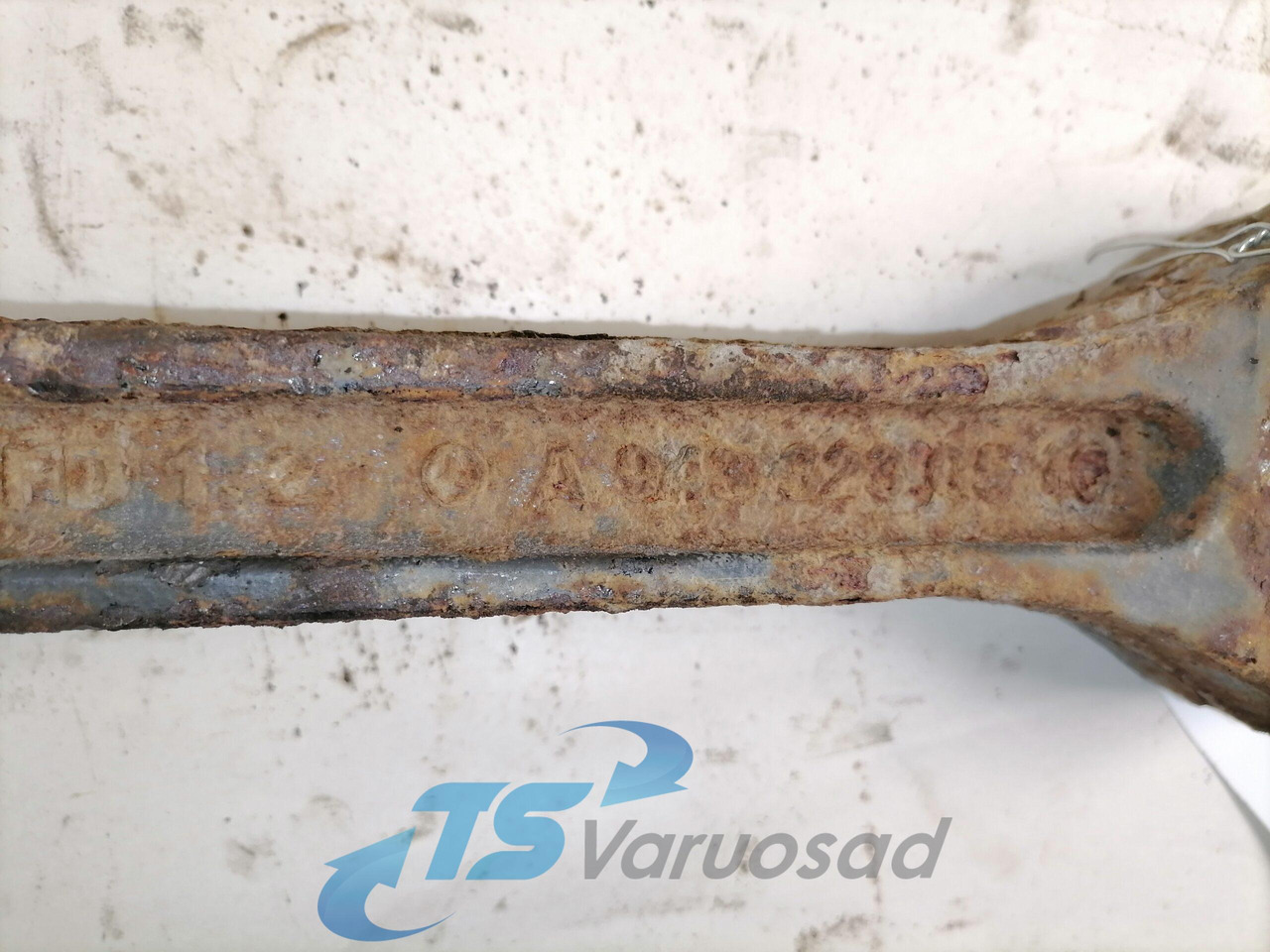 Mercedes-Benz Stabilisaatorvarda liigend A9433230516 - Barra estabilizadora para Camión: foto 2 Mercedes-Benz Stabilisaatorvarda liigend A9433230516 - Barra estabilizadora para Camión: foto 2