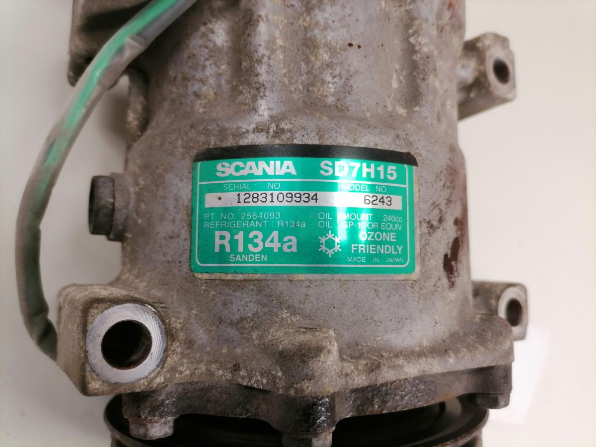 Scania A/C compressor 2564093 - Calefacción/ Ventilación para Camión: foto 4 Scania A/C compressor 2564093 - Calefacción/ Ventilación para Camión: foto 4