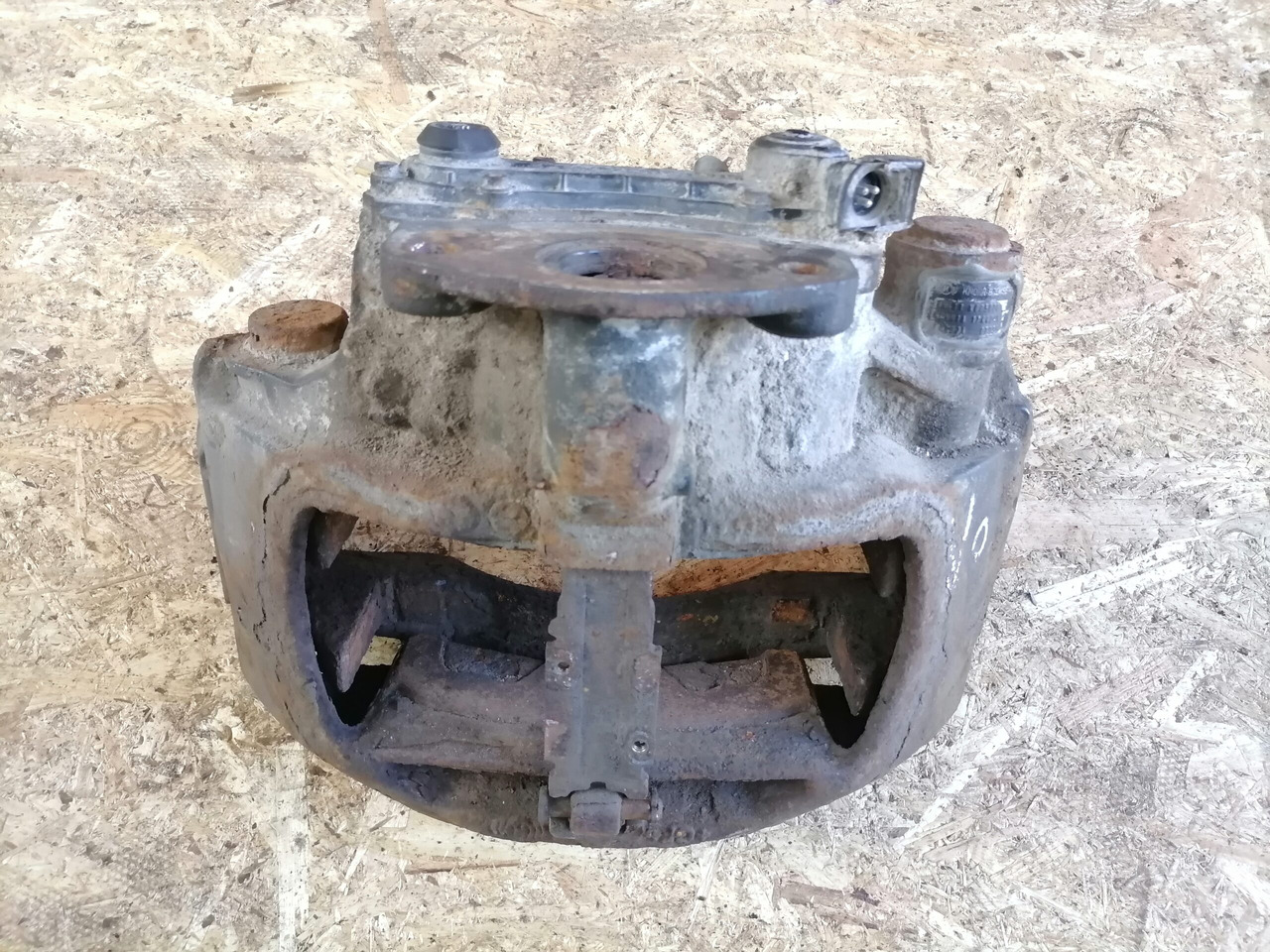 Scania Brake caliper 1744249 - Piezas de freno para Camión: foto 2 Scania Brake caliper 1744249 - Piezas de freno para Camión: foto 2