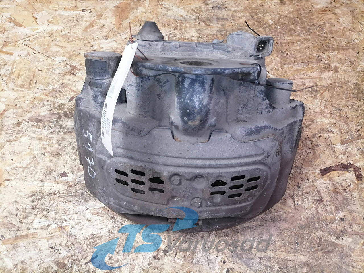 Scania Brake caliper 1744250 - Piezas de freno para Camión: foto 2 Scania Brake caliper 1744250 - Piezas de freno para Camión: foto 2