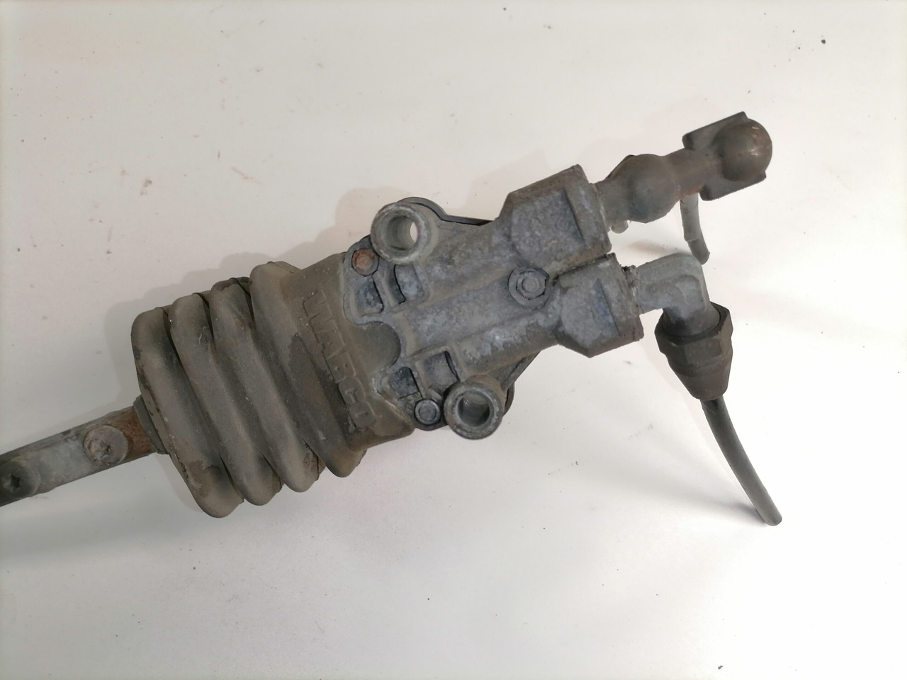 Scania Cab suspension control valve 464007010 - Suspensión de cabina para Camión: foto 2 Scania Cab suspension control valve 464007010 - Suspensión de cabina para Camión: foto 2