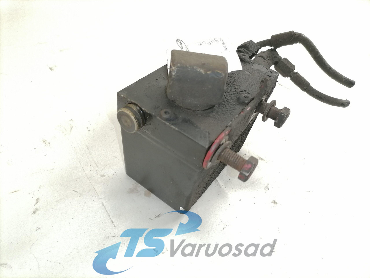Scania Cab tilting pump 1549741 - Suspensión de cabina para Camión: foto 2 Scania Cab tilting pump 1549741 - Suspensión de cabina para Camión: foto 2