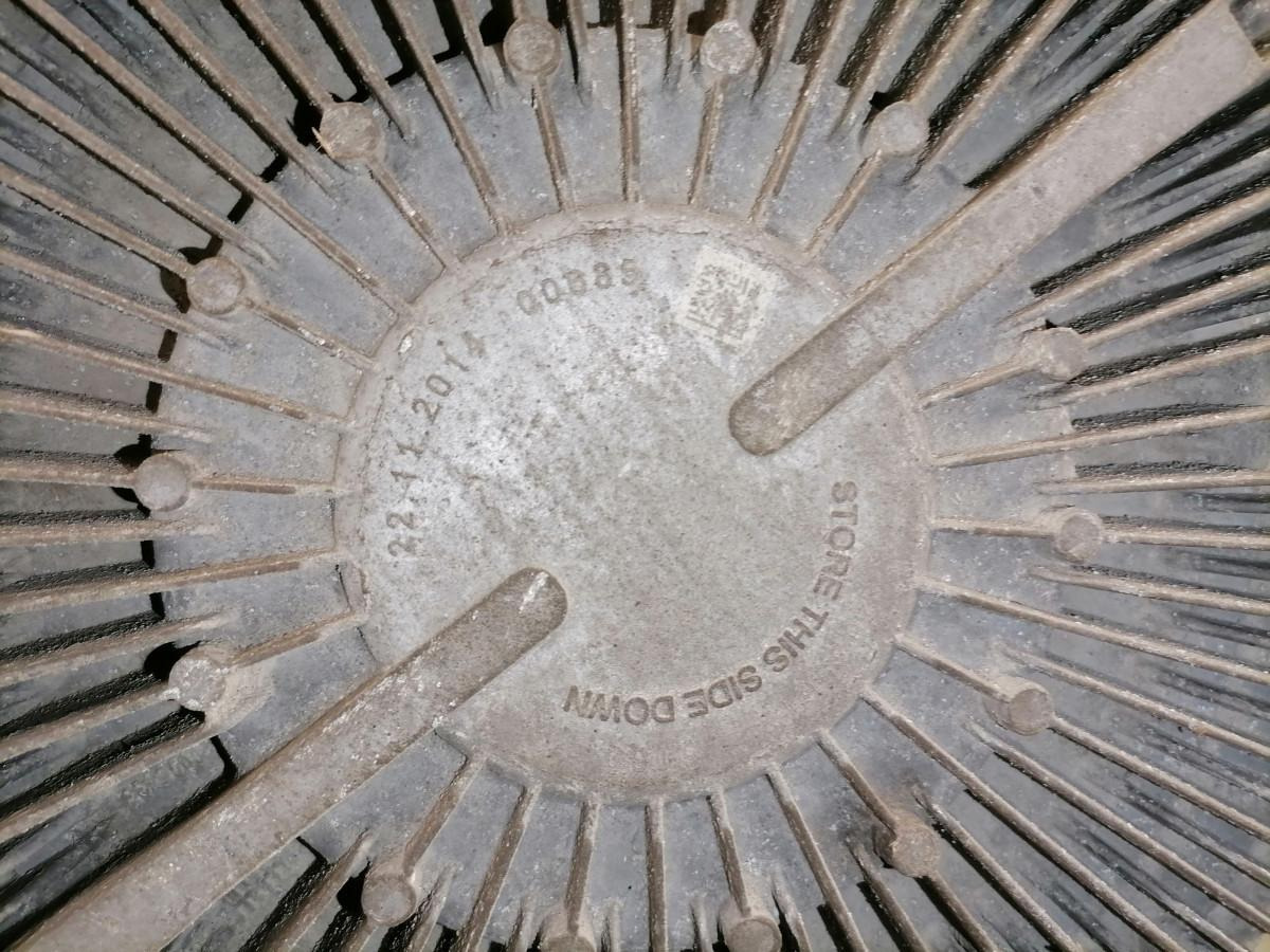 Scania Cooling fan 2035612 - Ventilador para Camión: foto 5 Scania Cooling fan 2035612 - Ventilador para Camión: foto 5